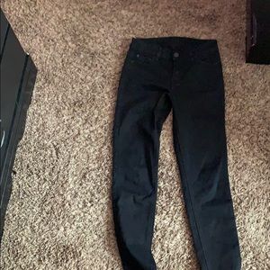 black skinny jeans
